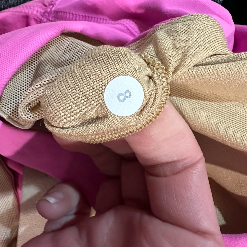 Lululemon Venus Tank - Picture 7 of 7